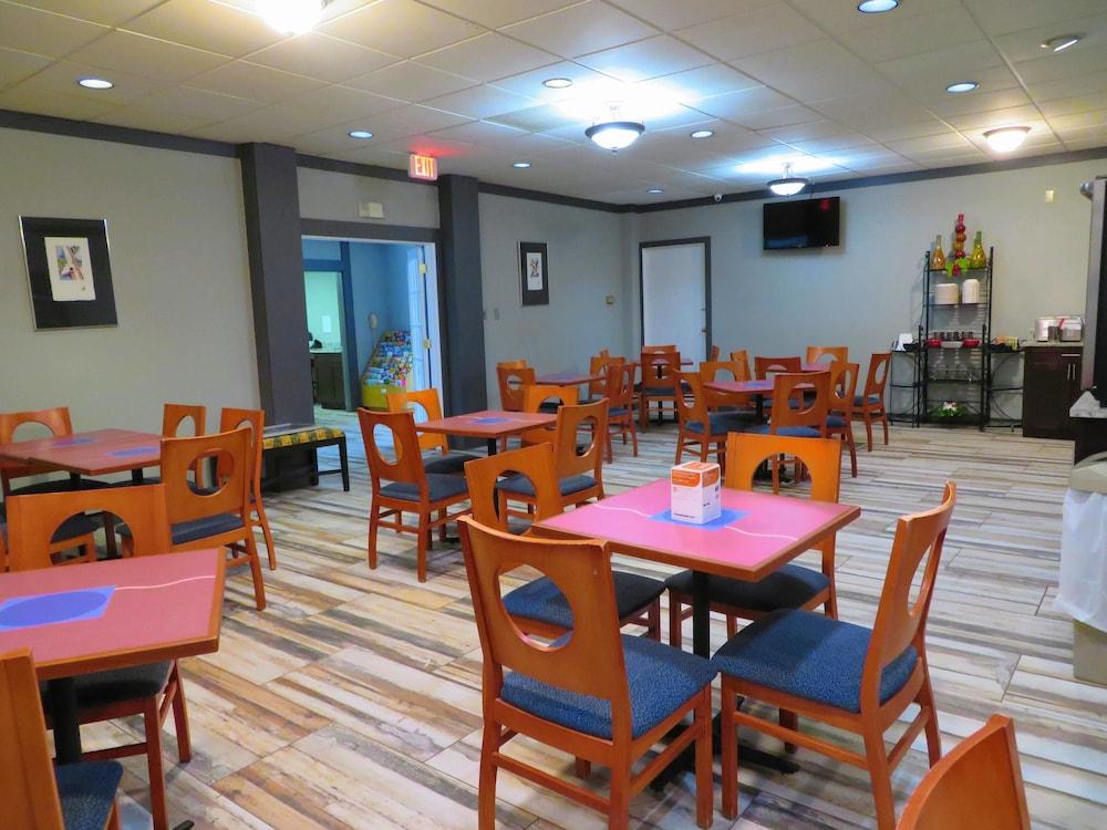Hotel Quality & Brooksville I-75-dade 2*