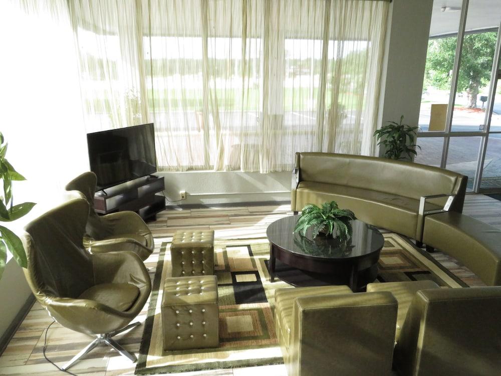 Quality & Brooksville I-75-dade 2* Ridge Manor