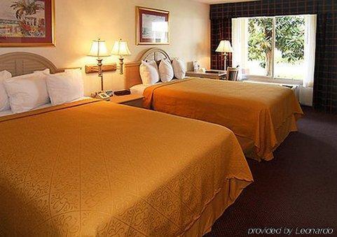 Hotel Quality & Brooksville I-75-dade Ridge Manor