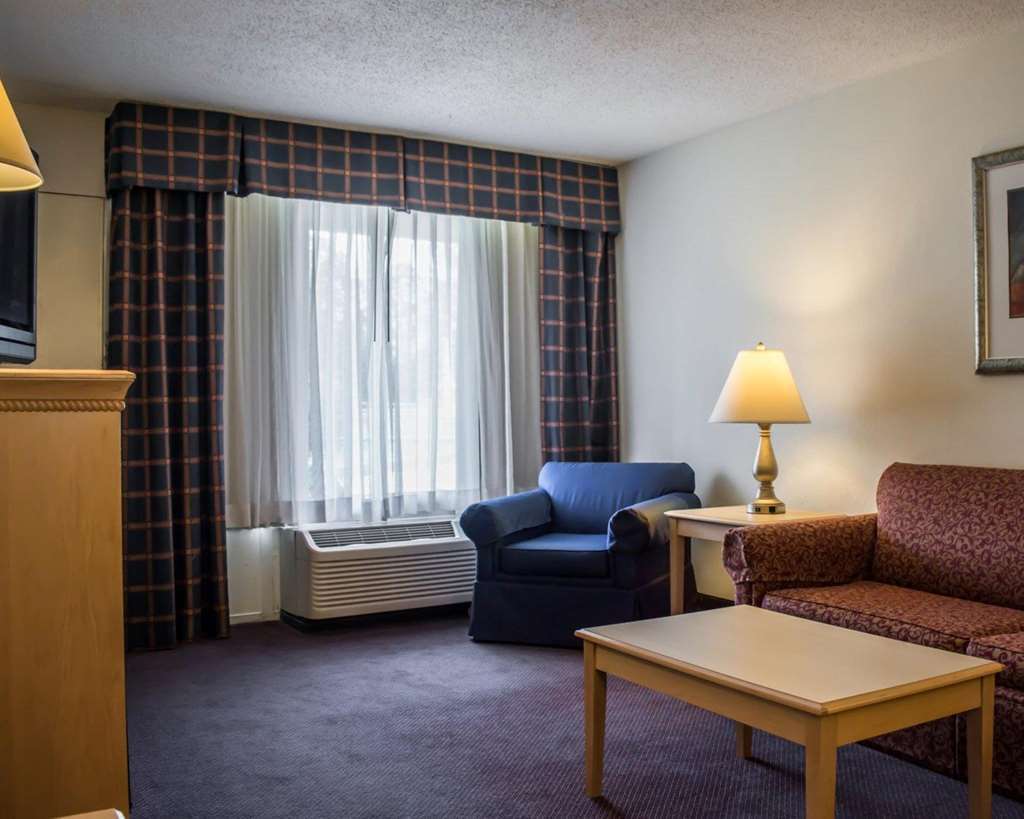 Hotel Quality & Brooksville I-75-dade 2*